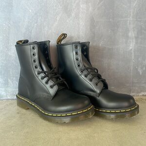 1460 WOMEN'S SMOOTH LEATHER LACE UP BOOTS